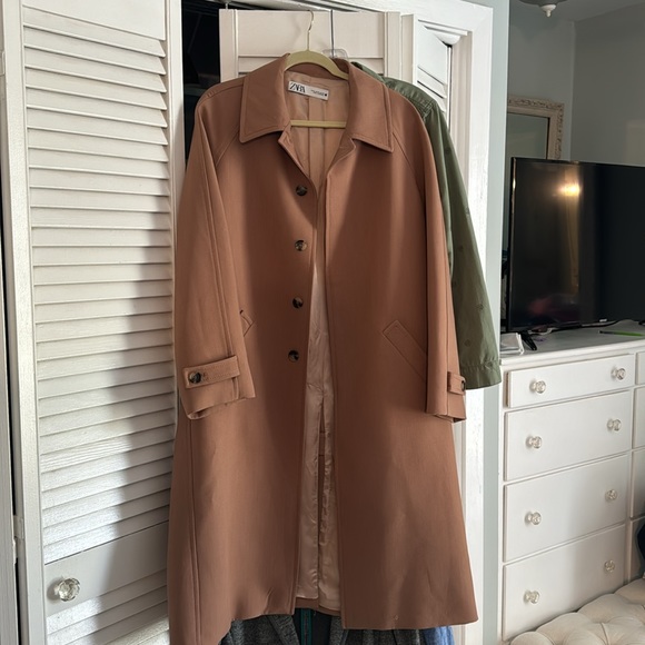 Zara long coat xtra large worn once tan color fully lined. - Picture 7 of 9